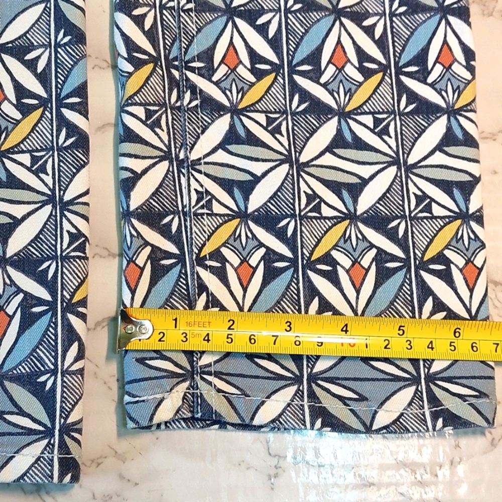 Tory Burch Colorful Geometric Print Ankle Jeans, Size 27 - Picture 7 of 7